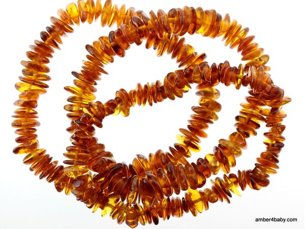 Cognac Chips Baltic Amber Stretch Bracelet 18cm